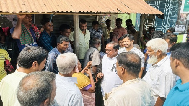 এমাসে খাদ্য বান্ধবে ৬০ কেজি চাল পাবেন কার্ডধারীরা